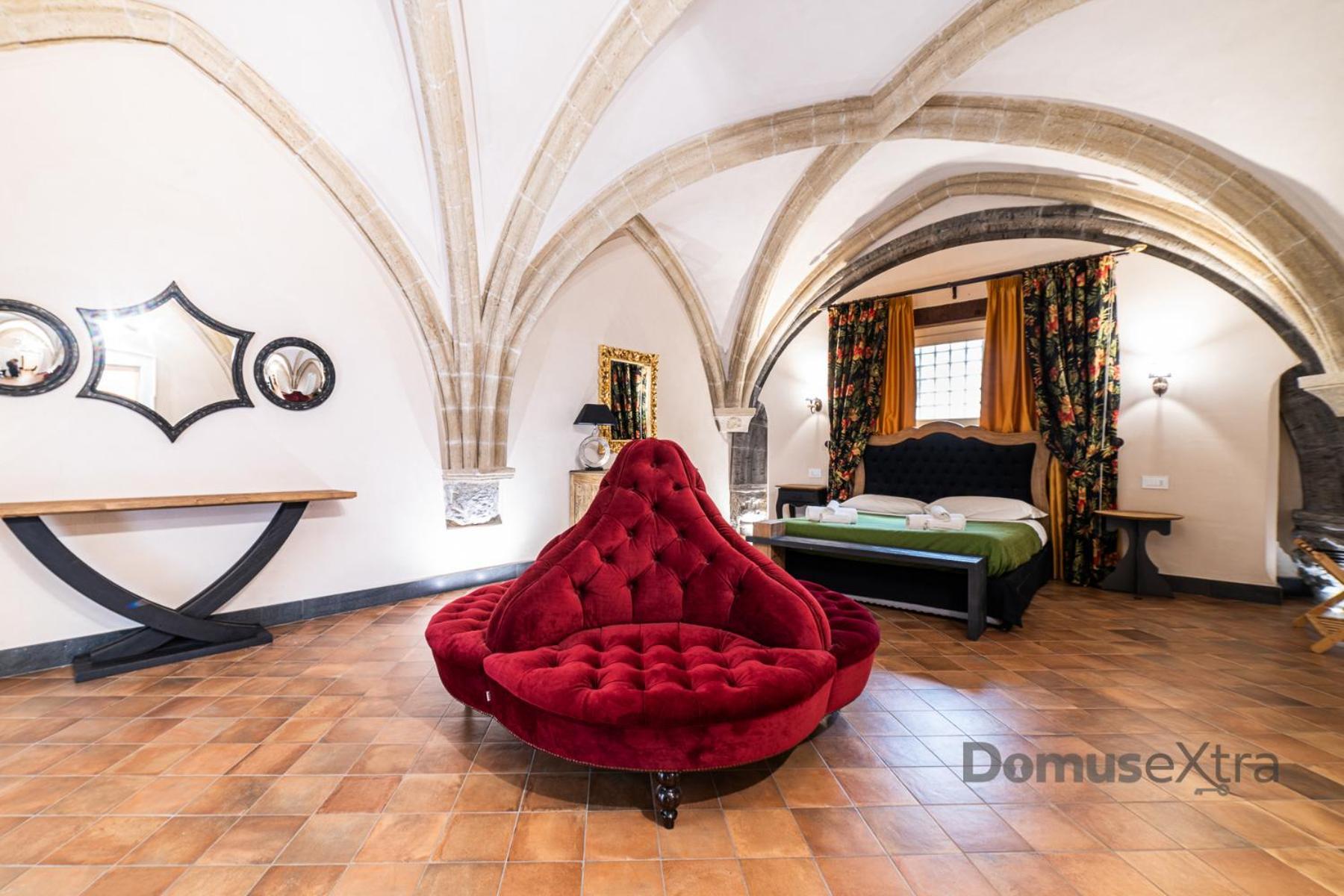 Piazza San Domenico Suite By Domusextra Неаполь Екстер'єр фото